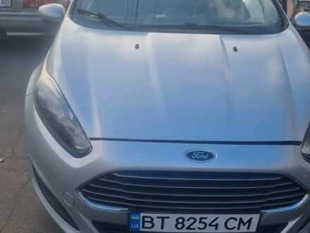 Серый Форд Фиеста, объемом двигателя 1.6 л и пробегом 110 тыс. км за 7800 $, фото 1 на Automoto.ua