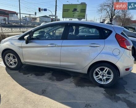 Сірий Форд Фієста, об'ємом двигуна 1.6 л та пробігом 160 тис. км за 8000 $, фото 1 на Automoto.ua