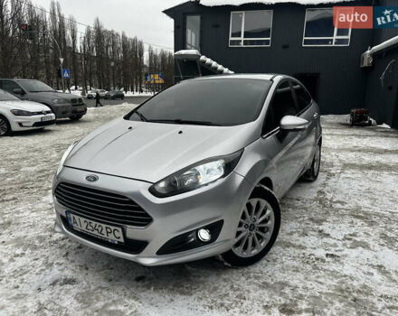 Серый Форд Фиеста, объемом двигателя 1.6 л и пробегом 73 тыс. км за 7999 $, фото 1 на Automoto.ua