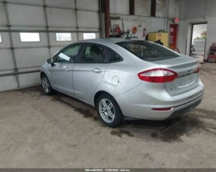 Серый Форд Фиеста, объемом двигателя 1.6 л и пробегом 132 тыс. км за 6500 $, фото 1 на Automoto.ua