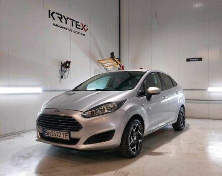 Серый Форд Фиеста, объемом двигателя 1.6 л и пробегом 115 тыс. км за 6000 $, фото 1 на Automoto.ua