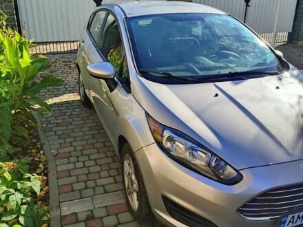 Форд Фиеста 2018 в Житомире на Automoto.ua Серый Форд Фиеста, объемом двигателя 1.6 л и пробегом 171 тыс. км за 7900 $, фото 1 на Automoto.ua