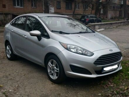Серый Форд Фиеста, объемом двигателя 1.6 л и пробегом 121 тыс. км за 6500 $, фото 1 на Automoto.ua