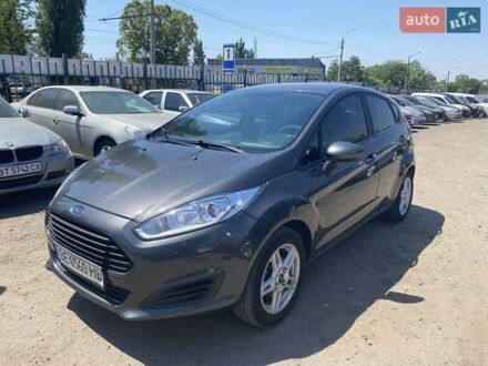 Серый Форд Фиеста, объемом двигателя 1.6 л и пробегом 206 тыс. км за 8200 $, фото 1 на Automoto.ua