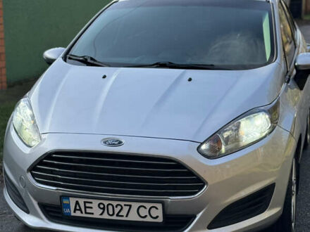 Серый Форд Фиеста, объемом двигателя 1.6 л и пробегом 142 тыс. км за 6700 $, фото 1 на Automoto.ua