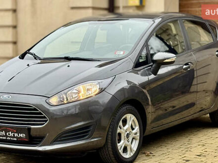 Серый Форд Фиеста, объемом двигателя 1.6 л и пробегом 158 тыс. км за 8999 $, фото 1 на Automoto.ua