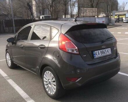 Серый Форд Фиеста, объемом двигателя 1.6 л и пробегом 74 тыс. км за 7700 $, фото 1 на Automoto.ua