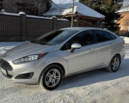 Серый Форд Фиеста, объемом двигателя 1.6 л и пробегом 82 тыс. км за 8900 $, фото 1 на Automoto.ua