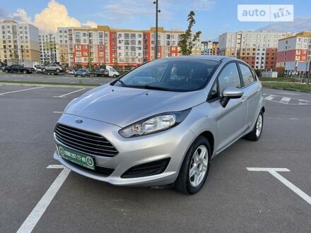 Форд Фиеста 2019 в Ровно на Automoto.ua Серый Форд Фиеста, объемом двигателя 1.6 л и пробегом 72 тыс. км за 9550 $, фото 1 на Automoto.ua