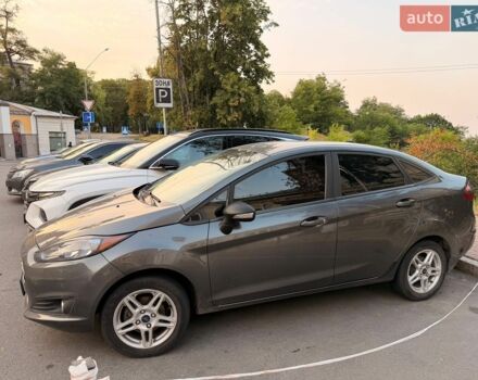 Сірий Форд Фієста, об'ємом двигуна 1.6 л та пробігом 140 тис. км за 6500 $, фото 1 на Automoto.ua