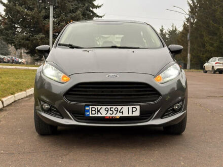 Сірий Форд Фієста, об'ємом двигуна 1.6 л та пробігом 124 тис. км за 9200 $, фото 1 на Automoto.ua