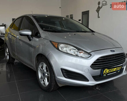 Серый Форд Фиеста, объемом двигателя 1.6 л и пробегом 143 тыс. км за 9000 $, фото 1 на Automoto.ua