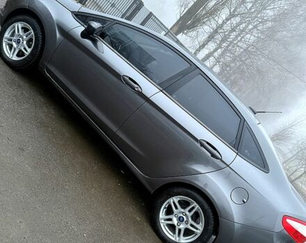 Сірий Форд Фієста, об'ємом двигуна 1.6 л та пробігом 42 тис. км за 8000 $, фото 1 на Automoto.ua