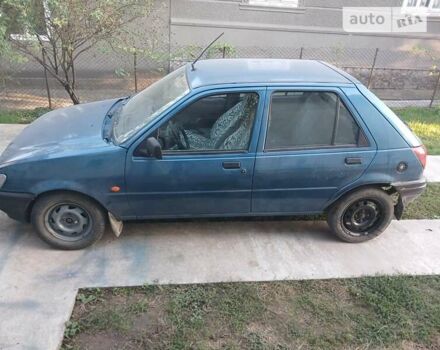 Синий Форд Фиеста, объемом двигателя 1.8 л и пробегом 35 тыс. км за 1400 $, фото 3 на Automoto.ua