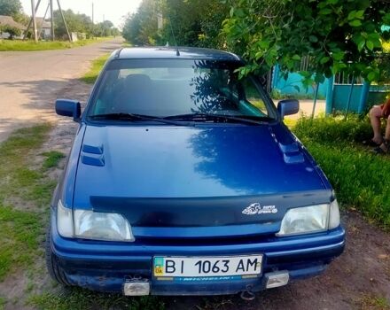 Синій Форд Фієста, об'ємом двигуна 1.1 л та пробігом 0 тис. км за 1000 $, фото 2 на Automoto.ua