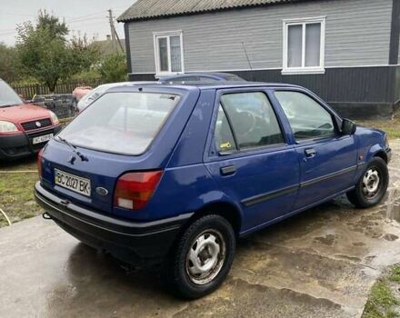 Синій Форд Фієста, об'ємом двигуна 1.1 л та пробігом 250 тис. км за 1600 $, фото 10 на Automoto.ua