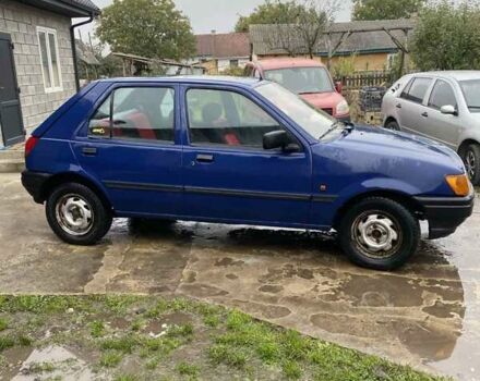 Синій Форд Фієста, об'ємом двигуна 1.1 л та пробігом 250 тис. км за 1600 $, фото 8 на Automoto.ua