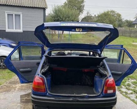 Синій Форд Фієста, об'ємом двигуна 1.1 л та пробігом 250 тис. км за 1600 $, фото 6 на Automoto.ua