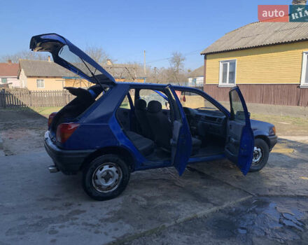 Синий Форд Фиеста, объемом двигателя 0 л и пробегом 350 тыс. км за 1400 $, фото 4 на Automoto.ua