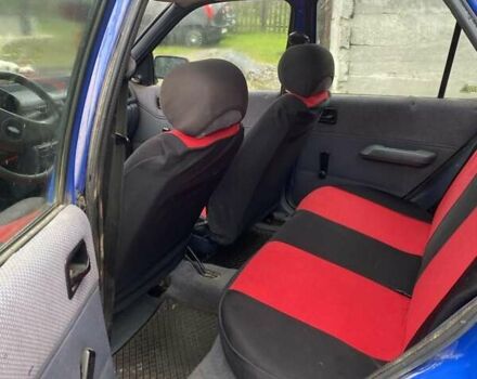 Синій Форд Фієста, об'ємом двигуна 1.1 л та пробігом 250 тис. км за 1600 $, фото 4 на Automoto.ua