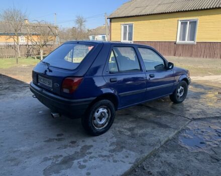 Синий Форд Фиеста, объемом двигателя 1.1 л и пробегом 350 тыс. км за 1400 $, фото 6 на Automoto.ua