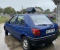 Синий Форд Фиеста, объемом двигателя 1.1 л и пробегом 250 тыс. км за 1600 $, фото 4 на Automoto.ua