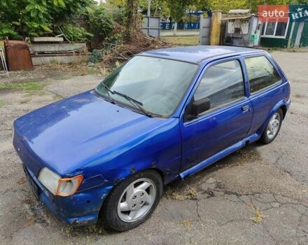 Синій Форд Фієста, об'ємом двигуна 1.6 л та пробігом 200 тис. км за 1500 $, фото 3 на Automoto.ua