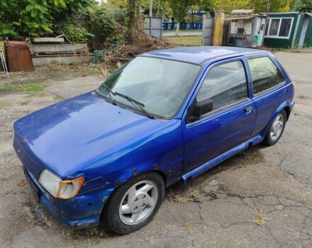 Синий Форд Фиеста, объемом двигателя 1.1 л и пробегом 200 тыс. км за 1500 $, фото 4 на Automoto.ua