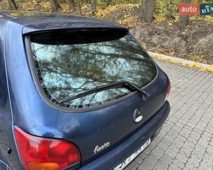 Синій Форд Фієста, об'ємом двигуна 1.25 л та пробігом 126 тис. км за 2200 $, фото 5 на Automoto.ua