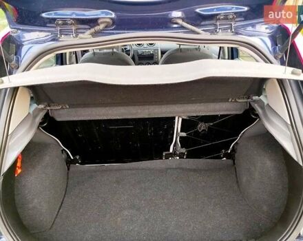 Синий Форд Фиеста, объемом двигателя 1.6 л и пробегом 166 тыс. км за 4100 $, фото 7 на Automoto.ua