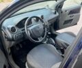 Синий Форд Фиеста, объемом двигателя 1.6 л и пробегом 160 тыс. км за 2001 $, фото 4 на Automoto.ua