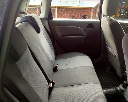 Синий Форд Фиеста, объемом двигателя 1.6 л и пробегом 166 тыс. км за 4100 $, фото 2 на Automoto.ua