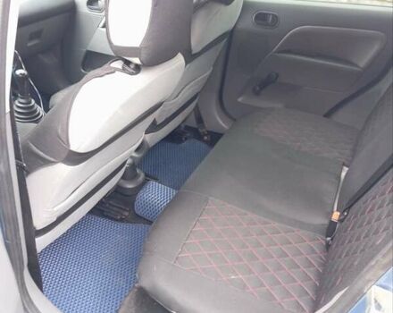 Синий Форд Фиеста, объемом двигателя 1.4 л и пробегом 329 тыс. км за 3800 $, фото 1 на Automoto.ua