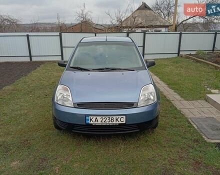 Синий Форд Фиеста, объемом двигателя 1.4 л и пробегом 329 тыс. км за 3800 $, фото 5 на Automoto.ua