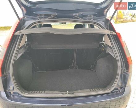 Синий Форд Фиеста, объемом двигателя 1.3 л и пробегом 130 тыс. км за 3700 $, фото 24 на Automoto.ua