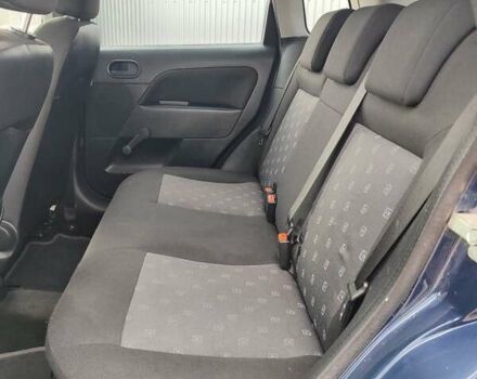 Синий Форд Фиеста, объемом двигателя 1.3 л и пробегом 130 тыс. км за 3700 $, фото 9 на Automoto.ua