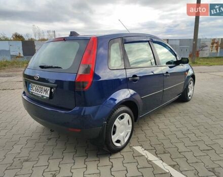 Синий Форд Фиеста, объемом двигателя 1.3 л и пробегом 130 тыс. км за 3700 $, фото 4 на Automoto.ua
