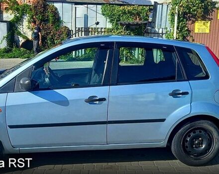 Синий Форд Фиеста, объемом двигателя 1.3 л и пробегом 217 тыс. км за 3600 $, фото 5 на Automoto.ua