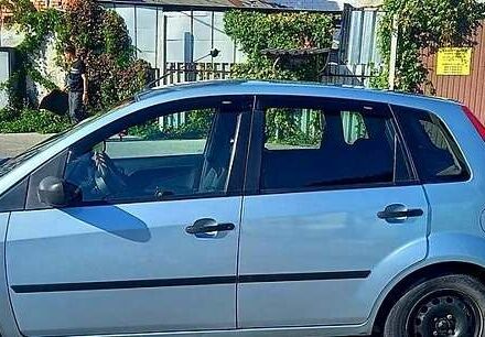 Синій Форд Фієста, об'ємом двигуна 1.3 л та пробігом 217 тис. км за 3600 $, фото 4 на Automoto.ua