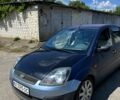 Синий Форд Фиеста, объемом двигателя 1.2 л и пробегом 240 тыс. км за 3450 $, фото 1 на Automoto.ua