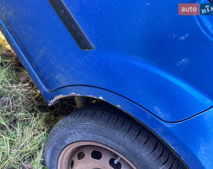 Синий Форд Фиеста, объемом двигателя 1.29 л и пробегом 225 тыс. км за 1950 $, фото 4 на Automoto.ua