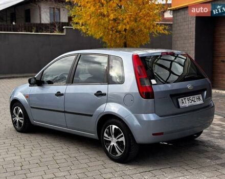 Синий Форд Фиеста, объемом двигателя 1.3 л и пробегом 175 тыс. км за 3650 $, фото 12 на Automoto.ua