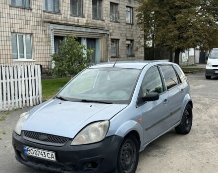 Синий Форд Фиеста, объемом двигателя 1.3 л и пробегом 270 тыс. км за 1800 $, фото 3 на Automoto.ua