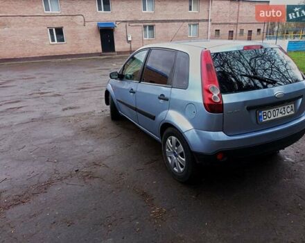 Синий Форд Фиеста, объемом двигателя 1.2 л и пробегом 300 тыс. км за 1900 $, фото 2 на Automoto.ua