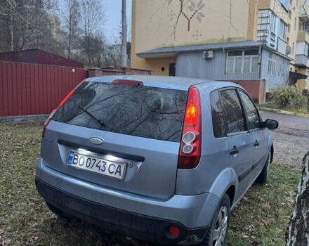Синій Форд Фієста, об'ємом двигуна 1.2 л та пробігом 250 тис. км за 1900 $, фото 5 на Automoto.ua