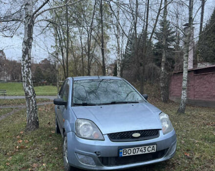 Синій Форд Фієста, об'ємом двигуна 1.2 л та пробігом 250 тис. км за 1900 $, фото 2 на Automoto.ua