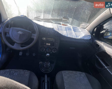 Синий Форд Фиеста, объемом двигателя 1.29 л и пробегом 225 тыс. км за 1950 $, фото 1 на Automoto.ua