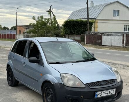 Синий Форд Фиеста, объемом двигателя 1.3 л и пробегом 270 тыс. км за 1800 $, фото 5 на Automoto.ua