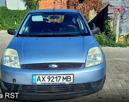 Синий Форд Фиеста, объемом двигателя 1.3 л и пробегом 217 тыс. км за 3600 $, фото 4 на Automoto.ua