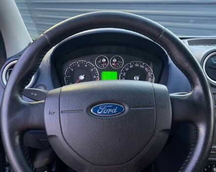 Синий Форд Фиеста, объемом двигателя 1.3 л и пробегом 150 тыс. км за 3200 $, фото 13 на Automoto.ua